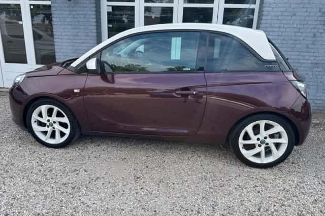 Opel Adam (2017) thumbnail 3