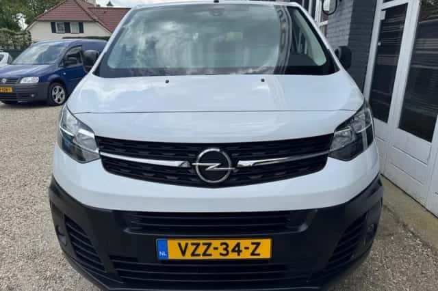Opel Vivaro (2024) thumbnail 2