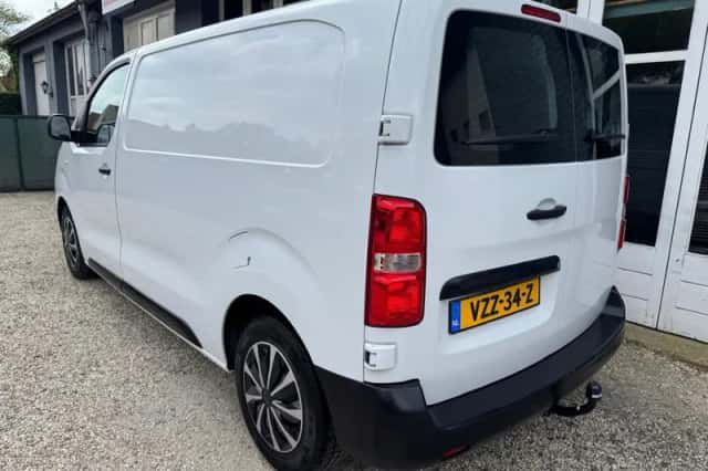 Opel Vivaro (2024) thumbnail 4