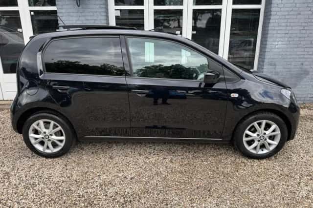 SEAT Mii (2017) thumbnail 6