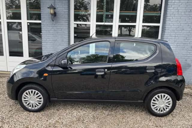 Suzuki Alto (2012) thumbnail 3