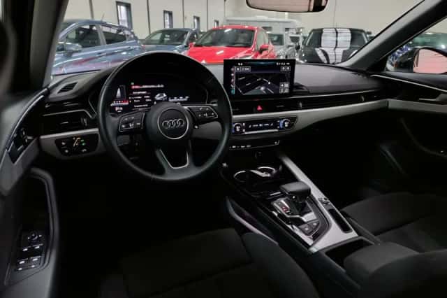 Audi A4 (2023) thumbnail 6