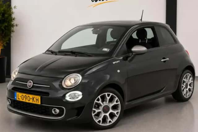 Fiat 500 (2021) thumbnail 1