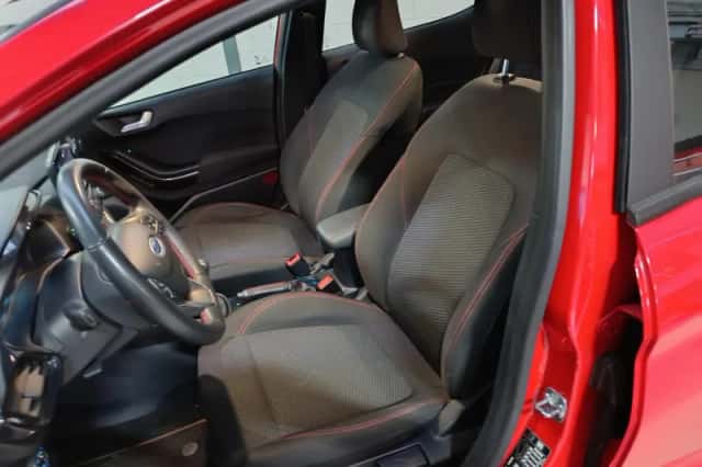 Ford Fiesta (2021) thumbnail 5