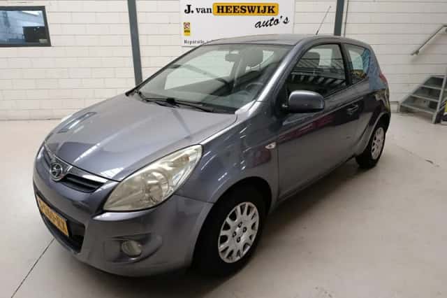 Hyundai i20 (2009) thumbnail 4