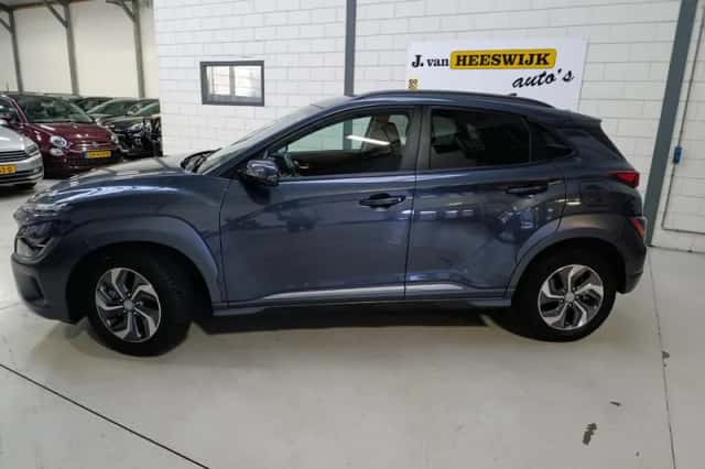 Hyundai Kona (2021) thumbnail 6