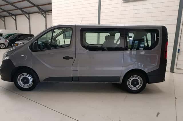 Opel Vivaro (2018) thumbnail 5