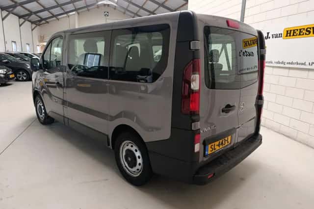 Opel Vivaro (2018) thumbnail 6