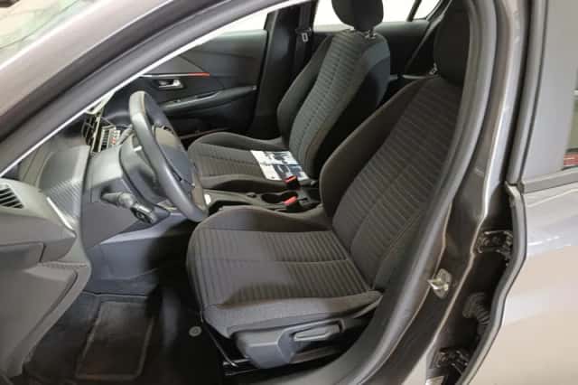 Peugeot 208 (2022) thumbnail 4