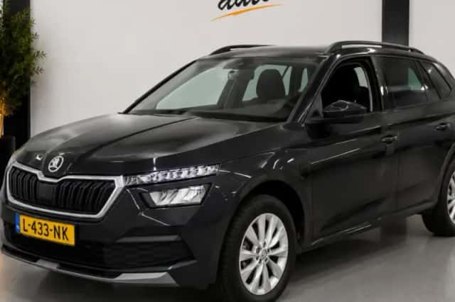 Škoda Kamiq (2021) thumbnail 1