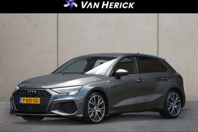 Audi A3 (2022) thumbnail 1