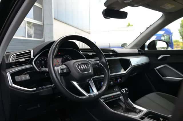 Audi Q3 (2021) thumbnail 6