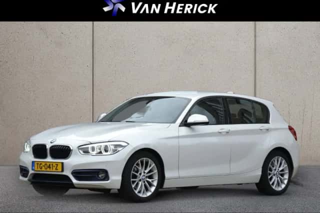 BMW 1-Serie (2018) thumbnail 1