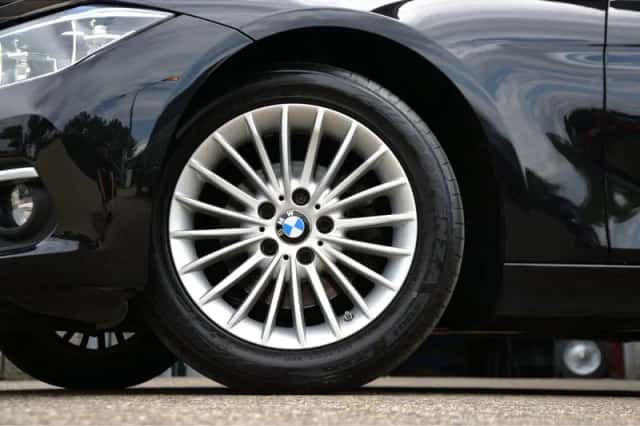 BMW 3-Serie (2018) thumbnail 5