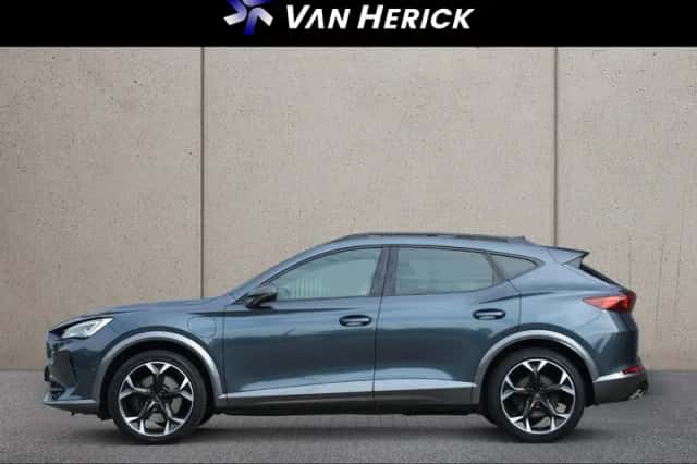 CUPRA Formentor (2023) thumbnail 2