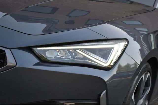 CUPRA Leon Sportstourer (2021) thumbnail 5