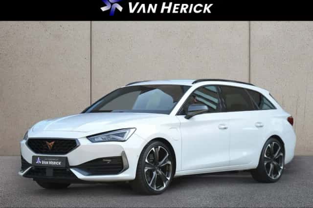 CUPRA Leon Sportstourer (2022) thumbnail 1