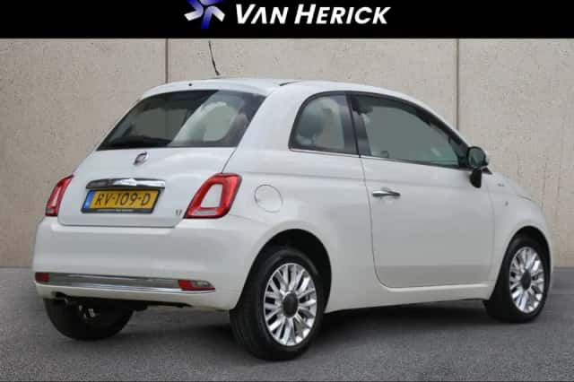 Fiat 500 (2018) thumbnail 4
