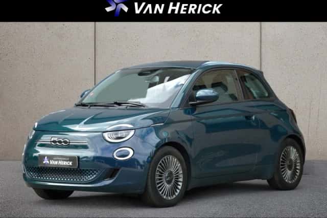 Fiat 500 (2022) thumbnail 1