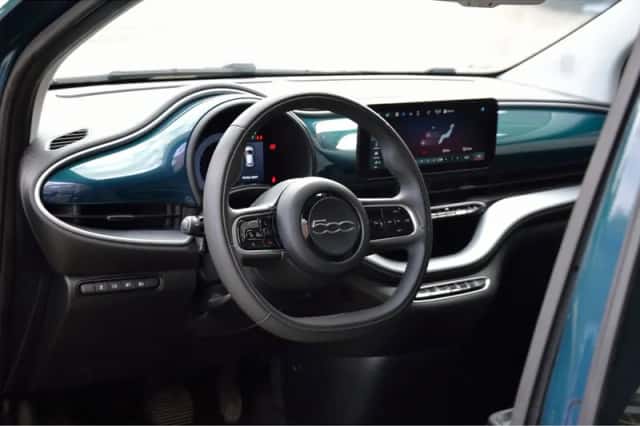 Fiat 500 (2022) thumbnail 5