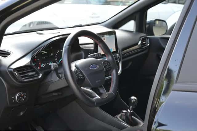 Ford Fiesta (2018) thumbnail 6