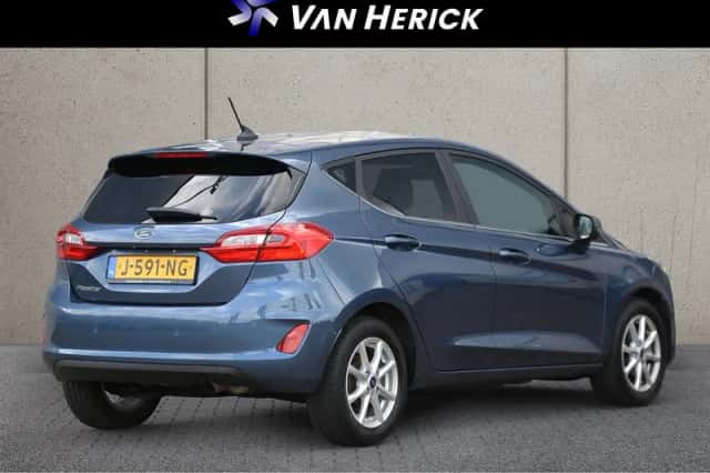 Ford Fiesta (2020) thumbnail 4