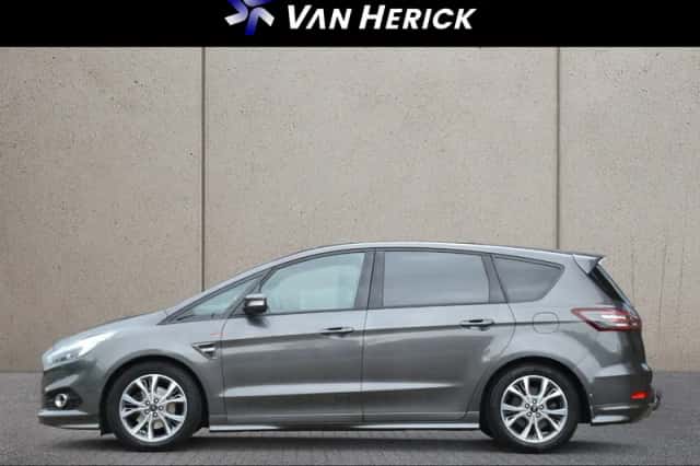Ford S-Max (2018) thumbnail 2
