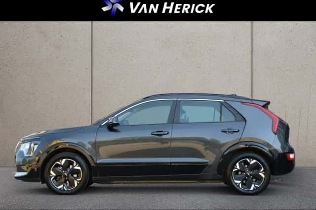Kia Niro EV (2023) thumbnail 2