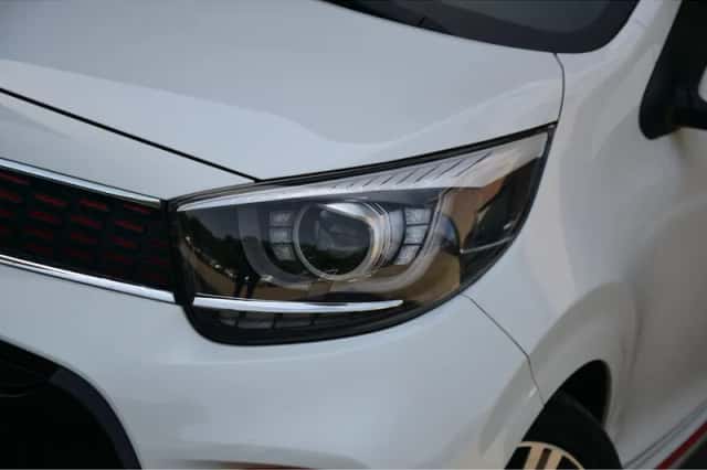 Kia Picanto (2017) thumbnail 6