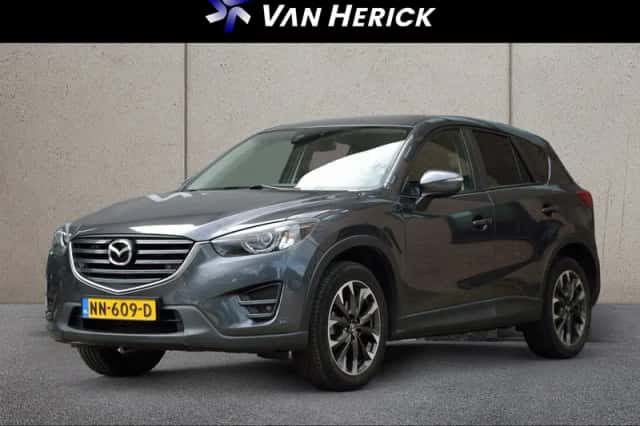 Mazda CX-5 (2017) thumbnail 1