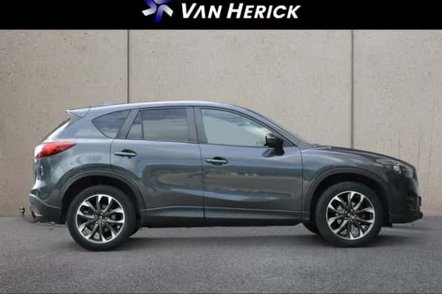 Mazda CX-5 (2017) thumbnail 3