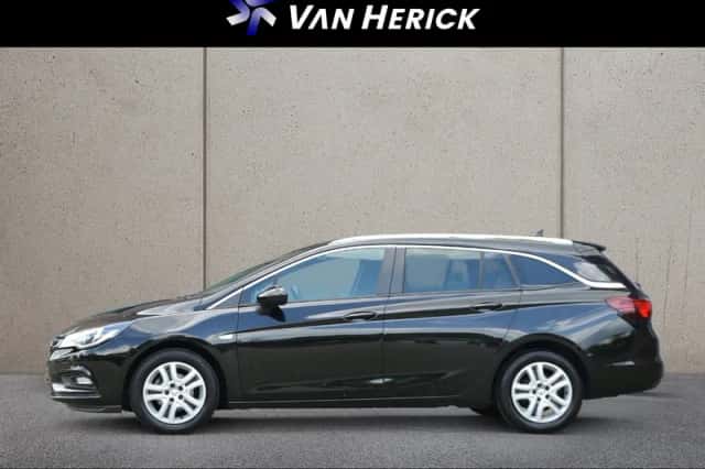 Opel Astra (2019) thumbnail 2