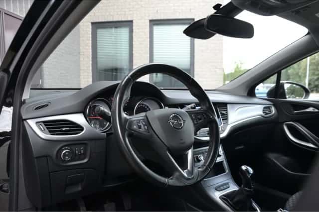 Opel Astra (2019) thumbnail 6