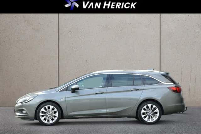 Opel Astra (2018) thumbnail 2