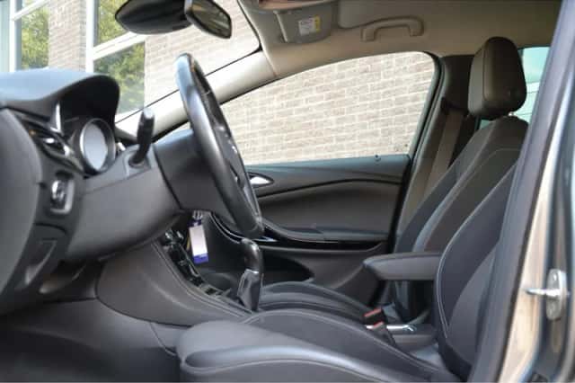 Opel Astra (2018) thumbnail 6