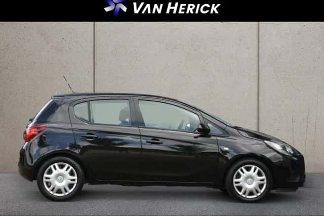 Opel Corsa (2018) thumbnail 3