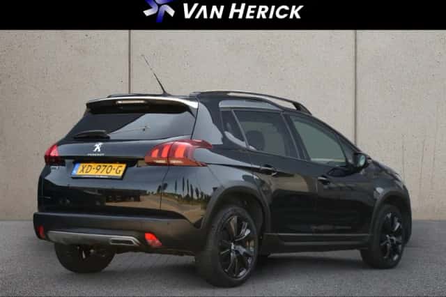 Peugeot 2008 (2017) thumbnail 4