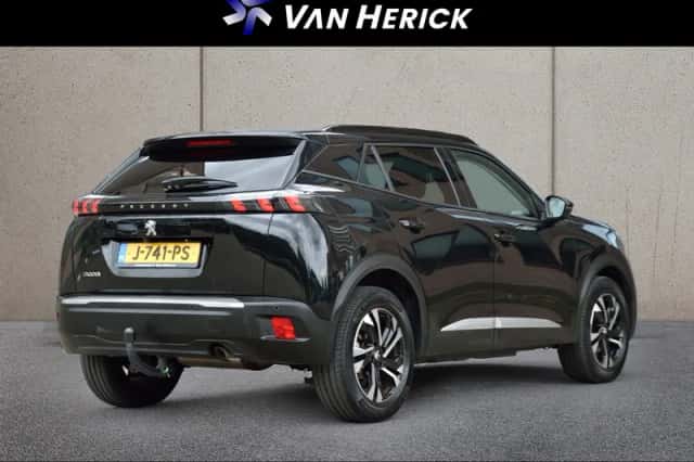 Peugeot 2008 (2020) thumbnail 4