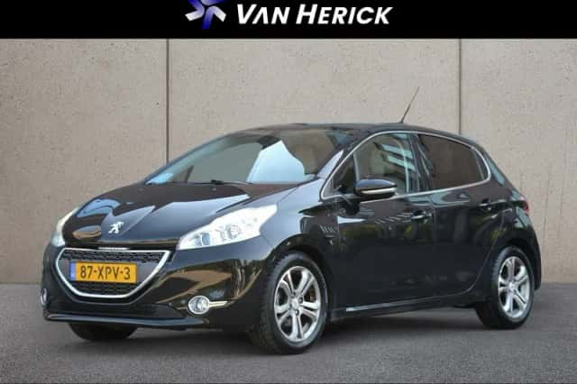 Peugeot 208 (2012) thumbnail 1
