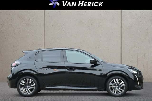 Peugeot 208 (2022) thumbnail 3
