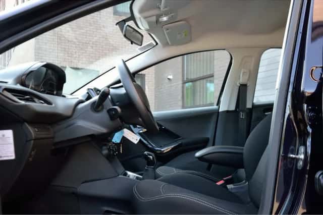 Peugeot 208 (2017) thumbnail 6