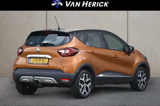 Renault Captur (2017) thumbnail 4