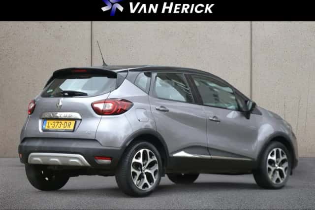 Renault Captur (2017) thumbnail 4