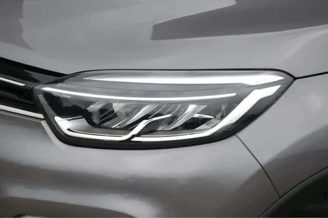 Renault Captur (2017) thumbnail 6