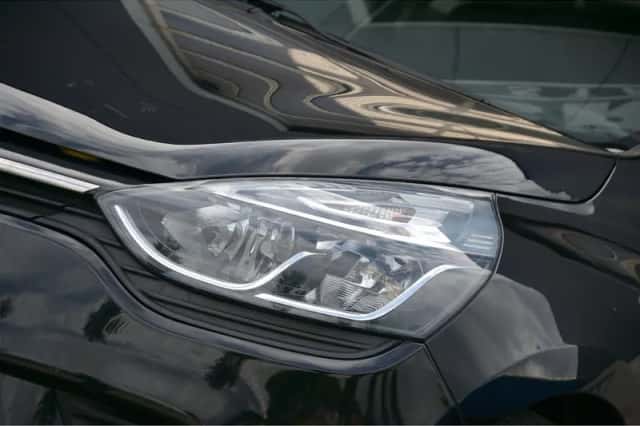 Renault Clio (2019) thumbnail 5