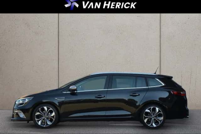Renault Mégane (2018) thumbnail 2
