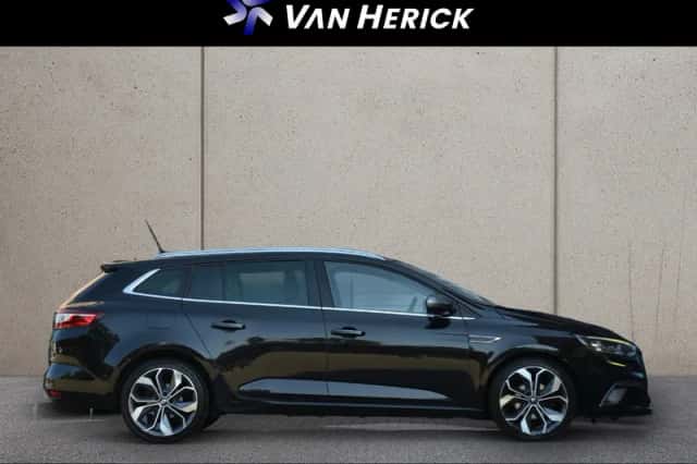 Renault Mégane (2018) thumbnail 3