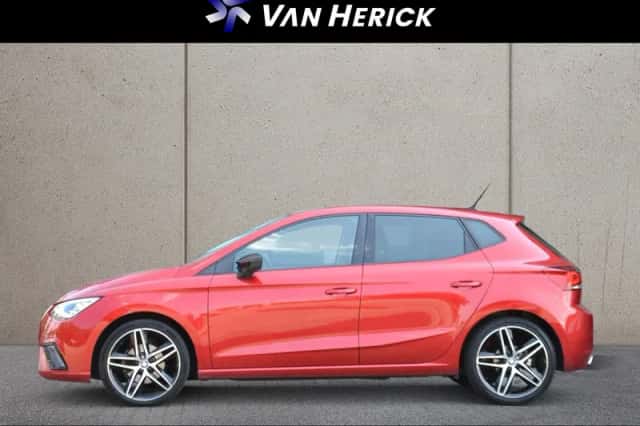 SEAT Ibiza (2018) thumbnail 2