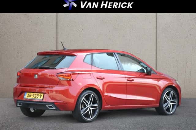 SEAT Ibiza (2018) thumbnail 4