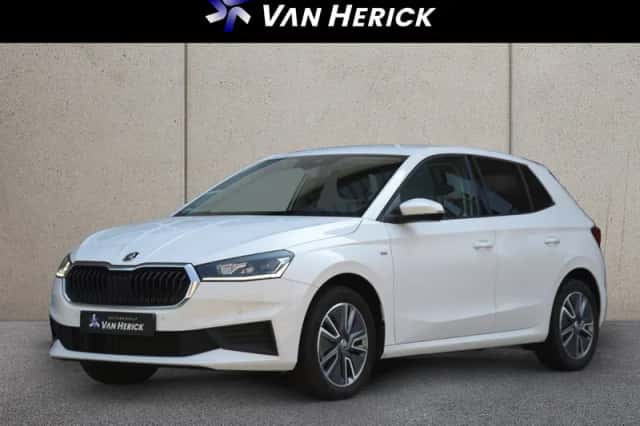 Škoda Fabia (2023) thumbnail 1